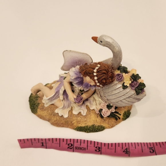 Lisa Jane Sleeping Fairy with Flower Swan Rare Vintage Enesco Figurine - Picture 5 of 7